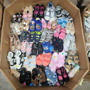 Palette Chaussures de Marques : baskets enfants.