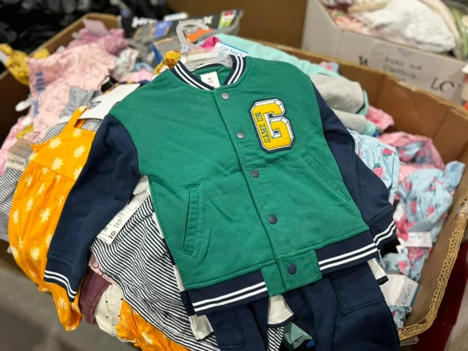 Palettes de vêtements enfants – Image 2