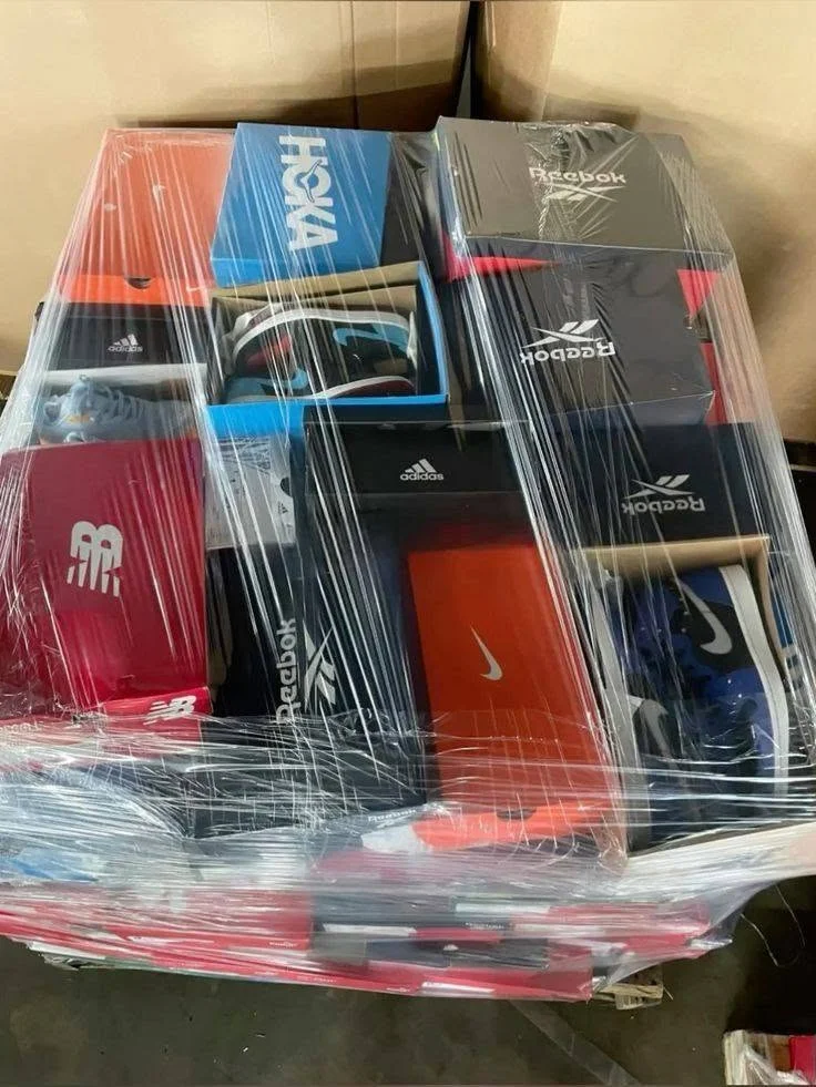 Palette Chaussures de Marques : baskets adultes – Image 2