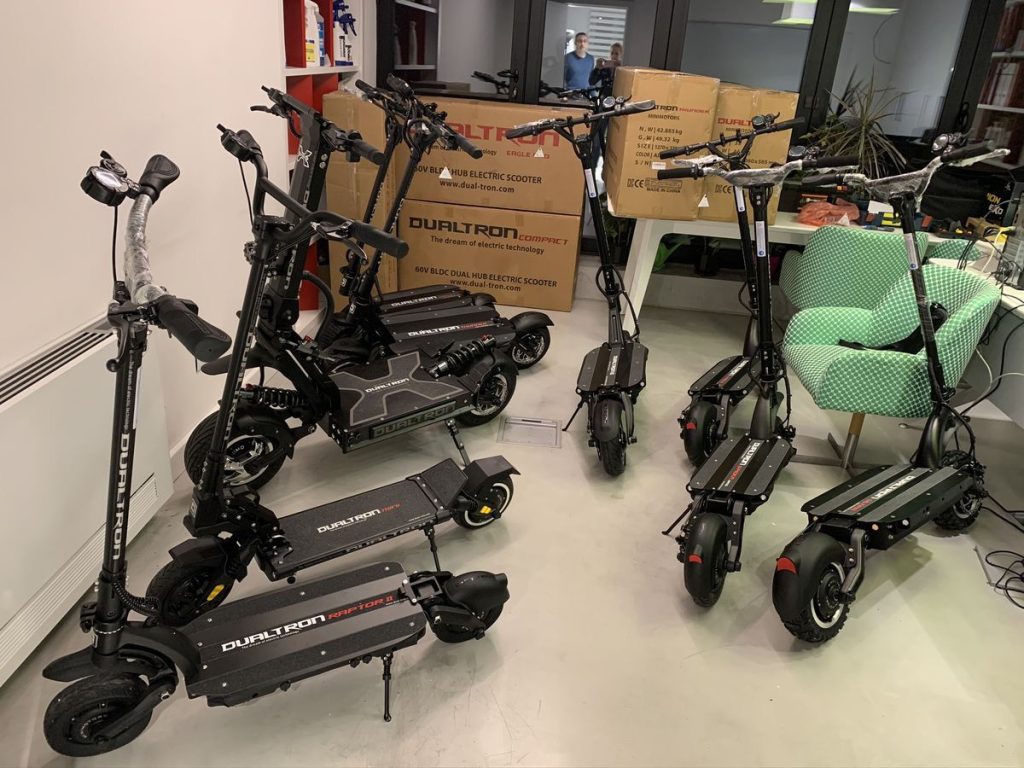 TROTTINETTE ÉLECTRIQUE s13 (20 unités) – Image 4