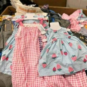 Palette de vetements pour enfant