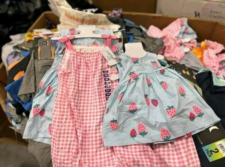 Palette de vetements pour enfant