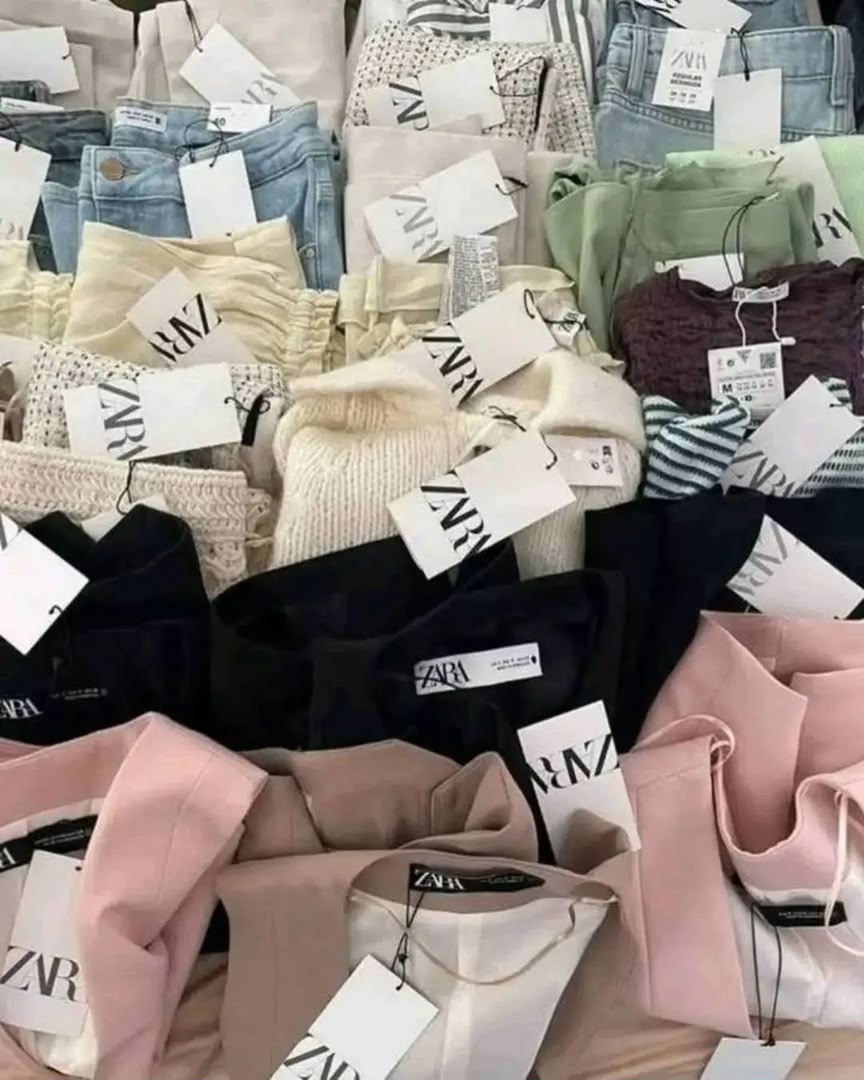Palette Vêtements Zara – 700 pièces par palette – Image 11