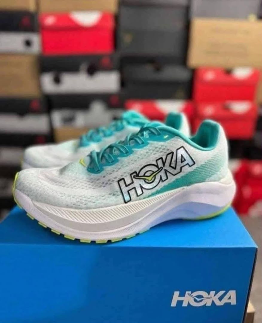 Chaussures Hoka (250 paires) – Image 15