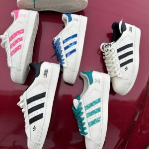 Palette de chaussures adidas (200 paires)