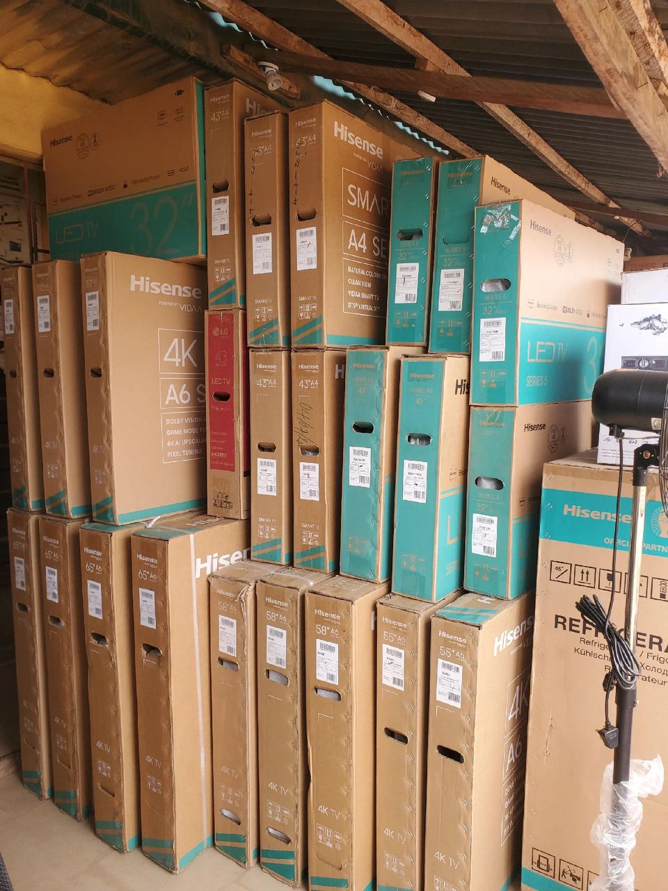 Palette Téléviseurs Hisense Smart TV – 15 pièces – Image 3